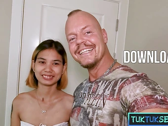 Tiny Thai teen girl picked up in Pattaya with a Tuk Tuk for sex